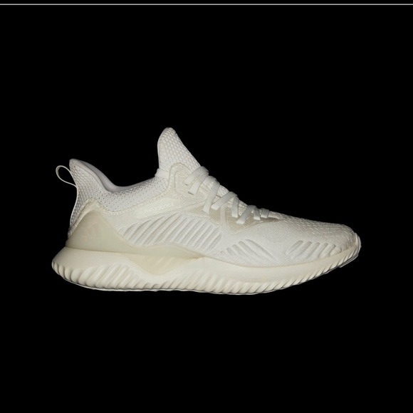 alphabounce white womens